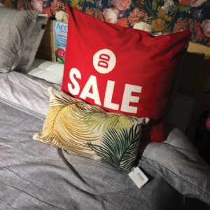 sierkussen sale